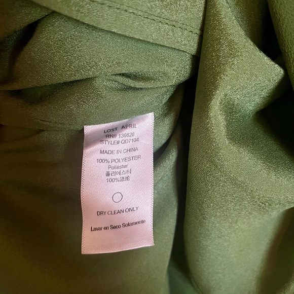 Unique green summer dress - great of beach holidays - Picture 3 of 4